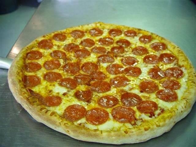 Dominicks Pizza and Carryout | restaurant | 8307 Harford Rd, Parkville, MD 21234, USA | 4106611792 OR +1 410-661-1792