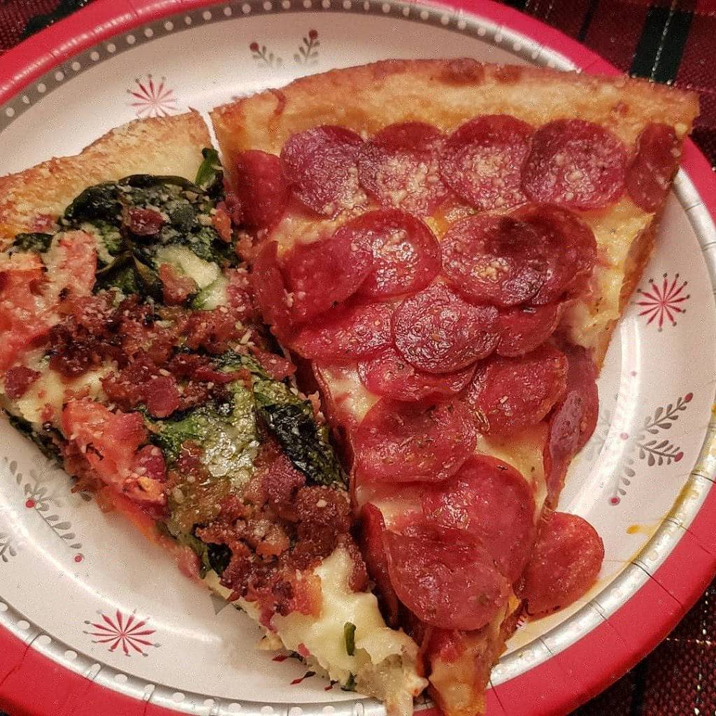 Edisons Pizza Kitchen | restaurant | 2365 Professor Ave, Cleveland, OH 44113, USA | 2162984484 OR +1 216-298-4484