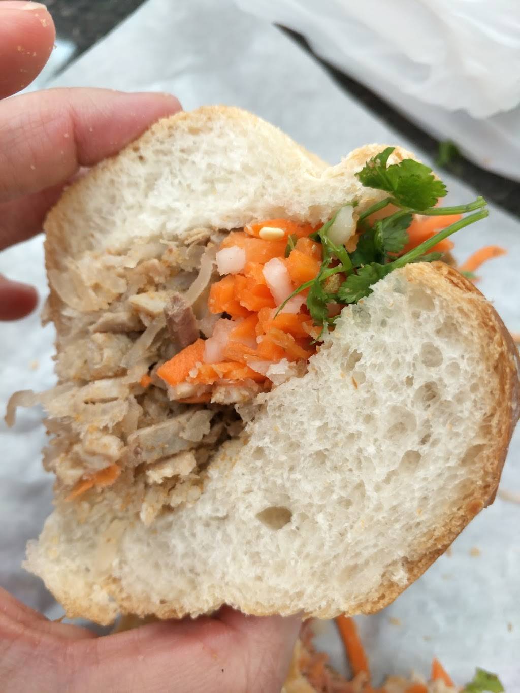 Banh Mi Che Cali Bakery & Restaurant | restaurant | 15553 Brookhurst St, Westminster, CA 92683, USA | 7148523485 OR +1 714-852-3485