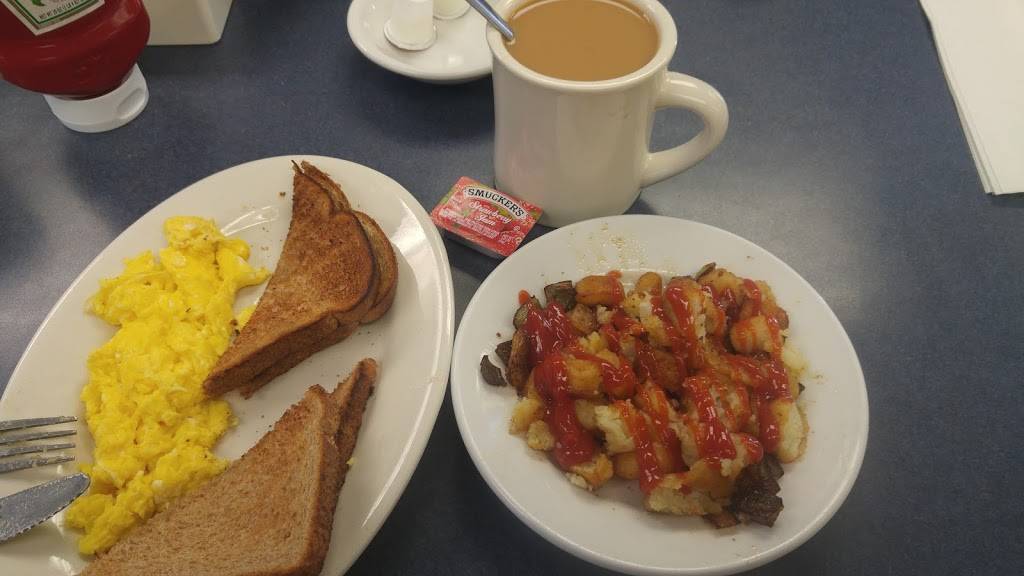 Central Street Café | restaurant | 31 Central St, East Bridgewater, MA 02333, USA | 5083784702 OR +1 508-378-4702