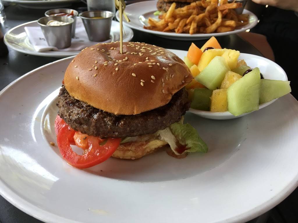 Marlows Tavern | restaurant | 745 Chastain Rd NW #1160, Kennesaw, GA 30144, USA | 7704258777 OR +1 770-425-8777