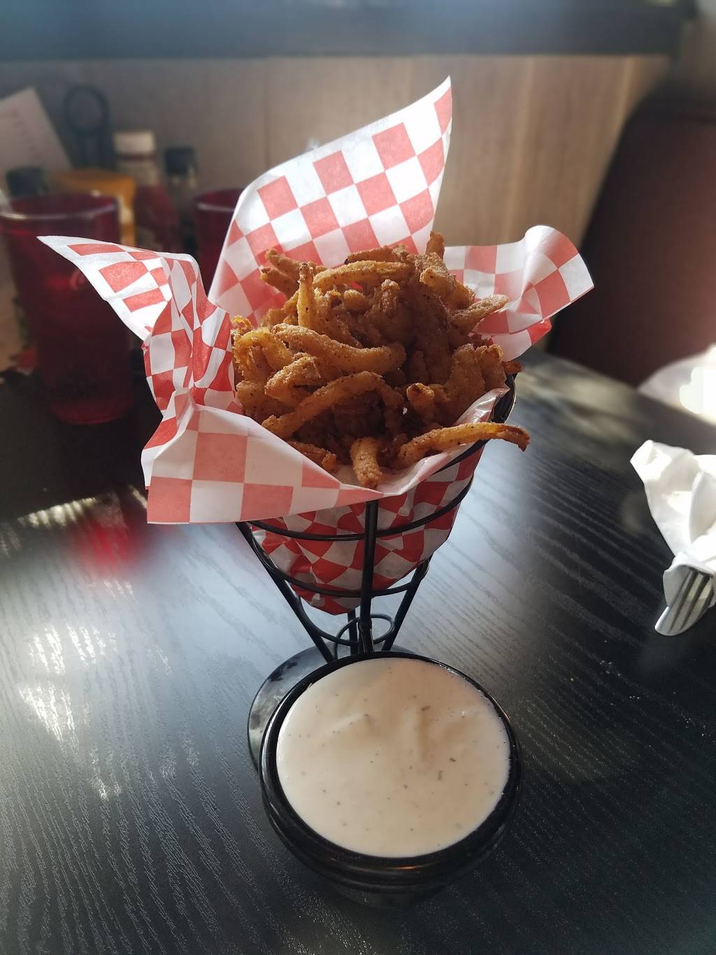 Wings N Things Grill | restaurant | 18302 Beach Blvd, Huntington Beach, CA 92648, USA | 7143750022 OR +1 714-375-0022