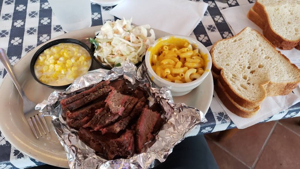 GoodFire Barbecue | restaurant | 8629 Perrin Beitel Rd, San Antonio, TX 78217, USA | 2102671155 OR +1 210-267-1155