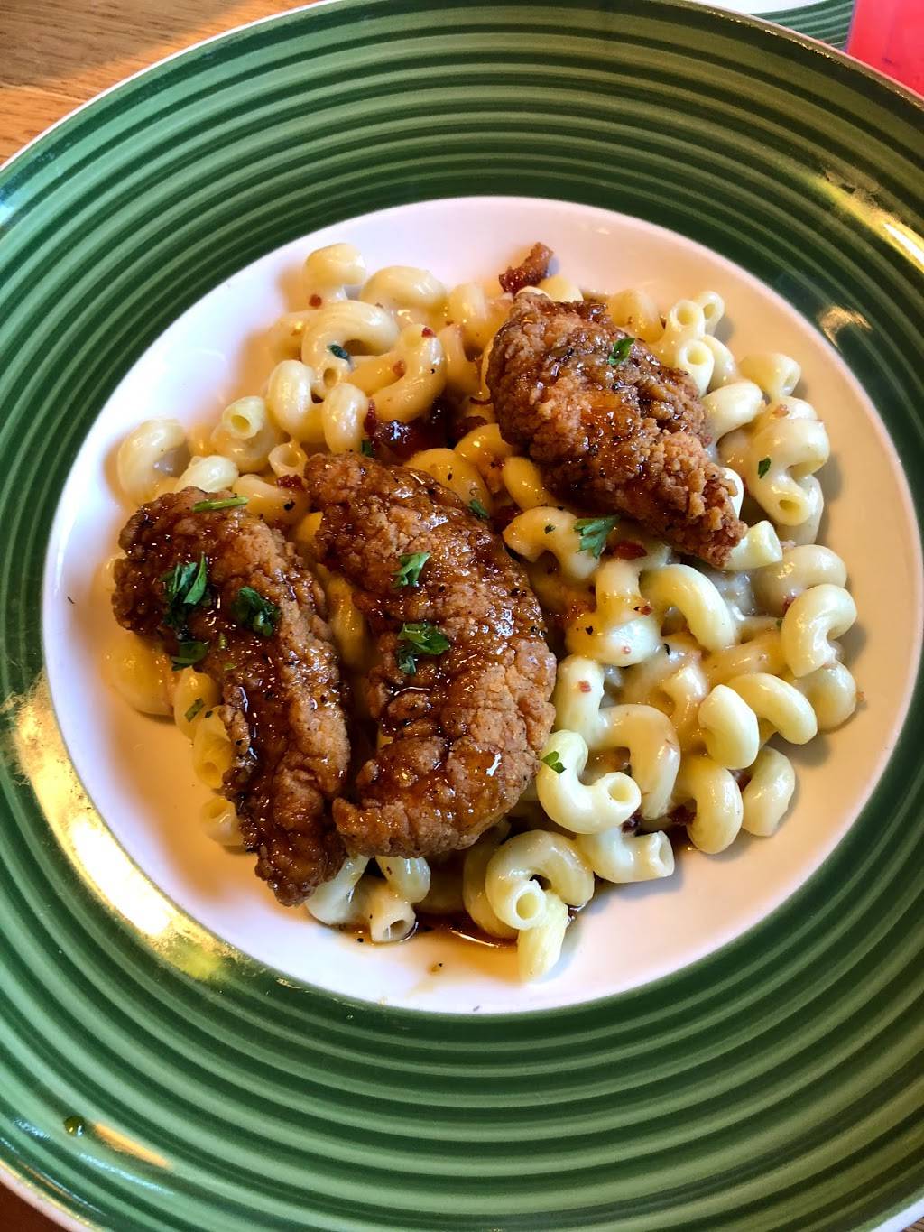 Applebees Grill + Bar | restaurant | 3250 Grand Ridge Dr NE, Grand Rapids, MI 49525, USA | 6163649492 OR +1 616-364-9492