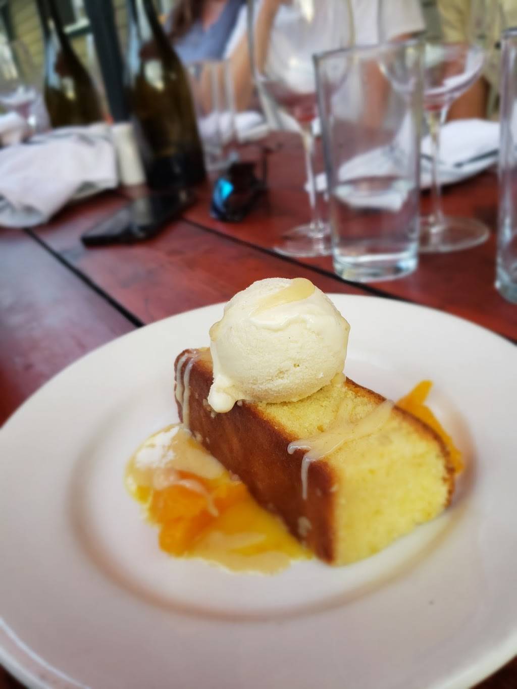 The Newbergundian Bistro | restaurant | 203 Villa Rd, Newberg, OR 97132, USA | 9718328687 OR +1 971-832-8687