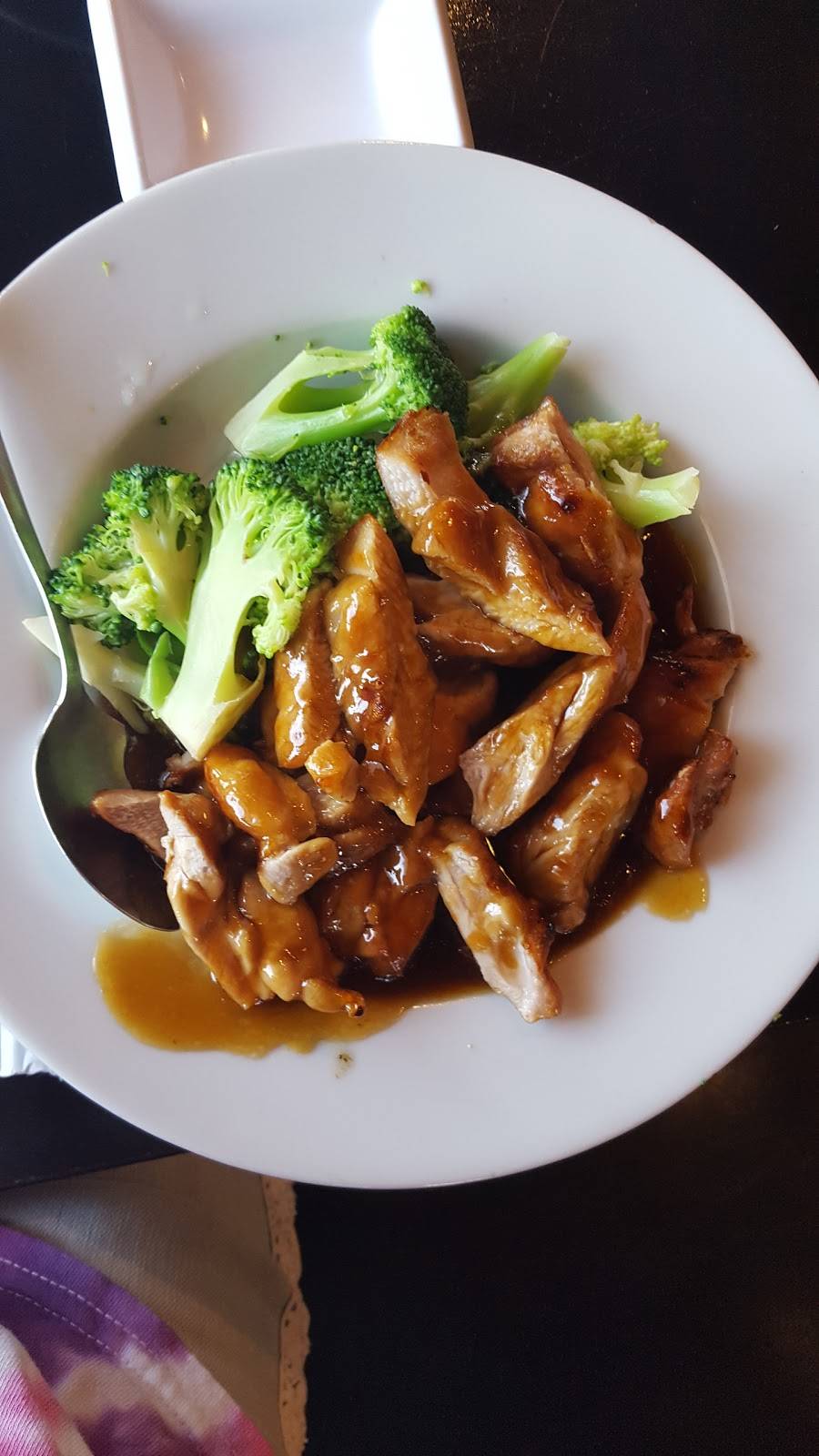 Sesame Inn Inc | restaurant | 2941 95th St, Evergreen Park, IL 60805, USA | 7082292373 OR +1 708-229-2373