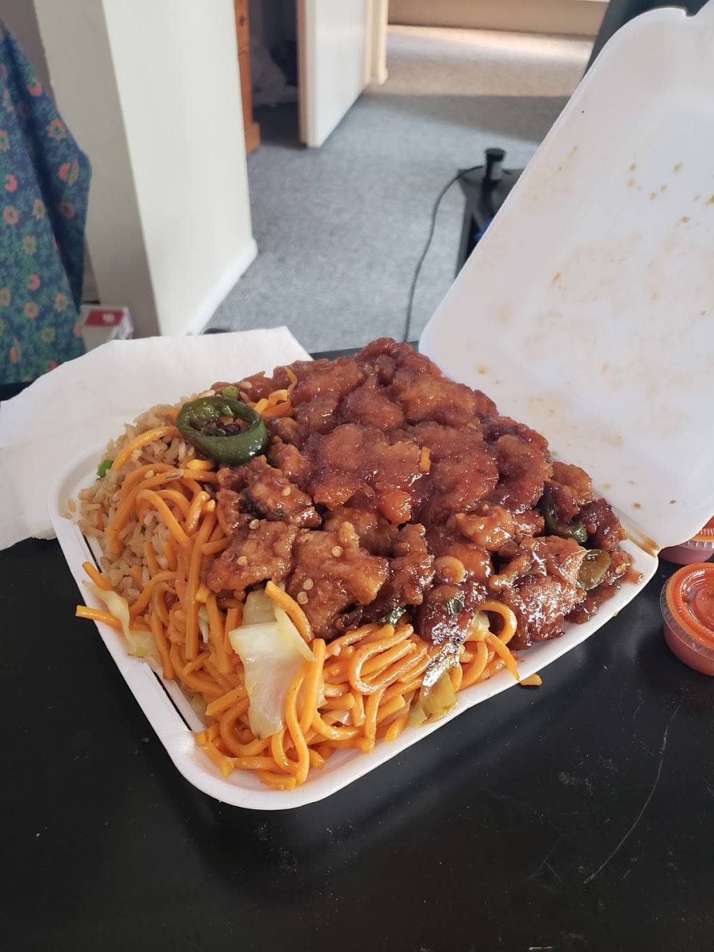 Lucky Chinese Food | restaurant | 2509 W McFadden Ave # F, Santa Ana, CA 92704, USA | 7145426100 OR +1 714-542-6100