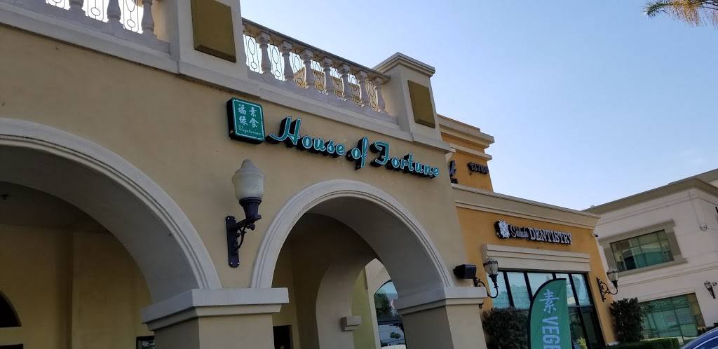 House of Fortune Vegetarian | restaurant | 13788 Roswell Ave #101, Chino, CA 91710, USA | 9095172988 OR +1 909-517-2988