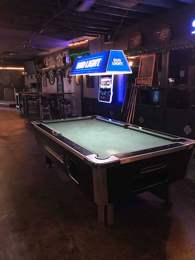 Celtic Raven Pub | restaurant | 20160 Roscoe Blvd, Winnetka, CA 91306, USA | 8182803804 OR +1 818-280-3804