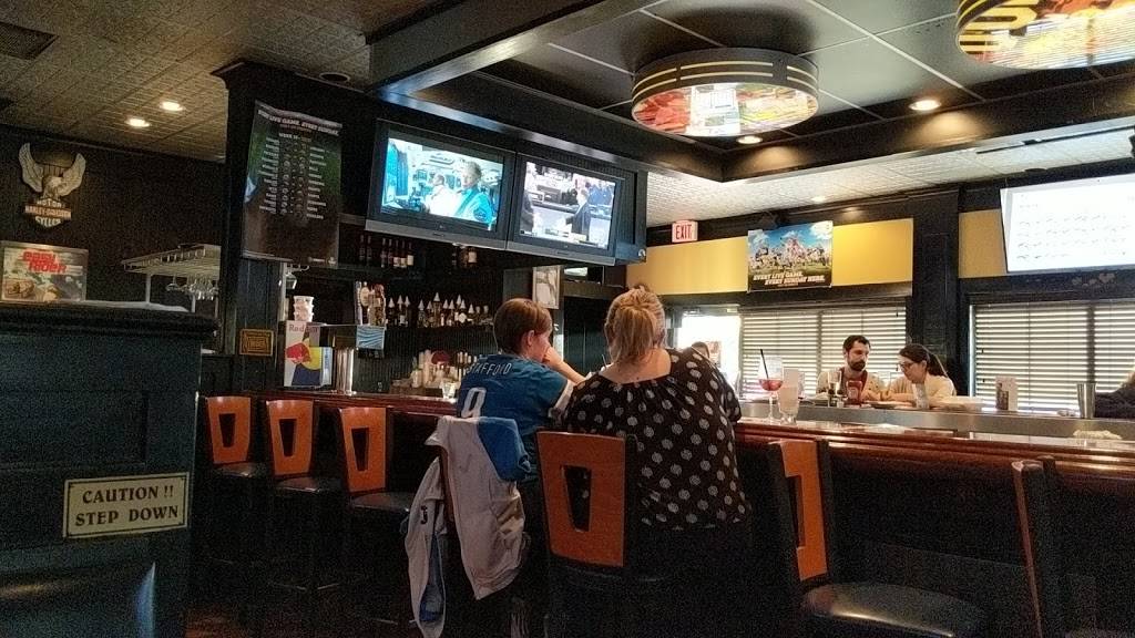 TGI Fridays | restaurant | 1835 N Hwy 17, Mt Pleasant, SC 29464, USA | 8438498177 OR +1 843-849-8177