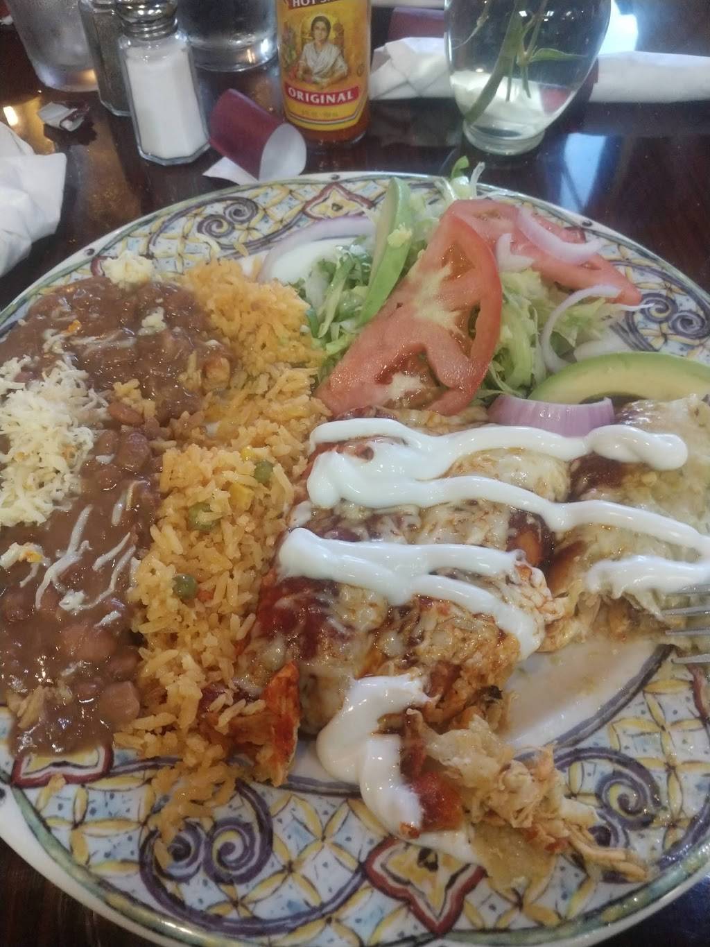 Fiesta en Tuxpan Mexican Grill | restaurant | 4949 Oakton St, Skokie, IL 60077, USA | 8479834491 OR +1 847-983-4491