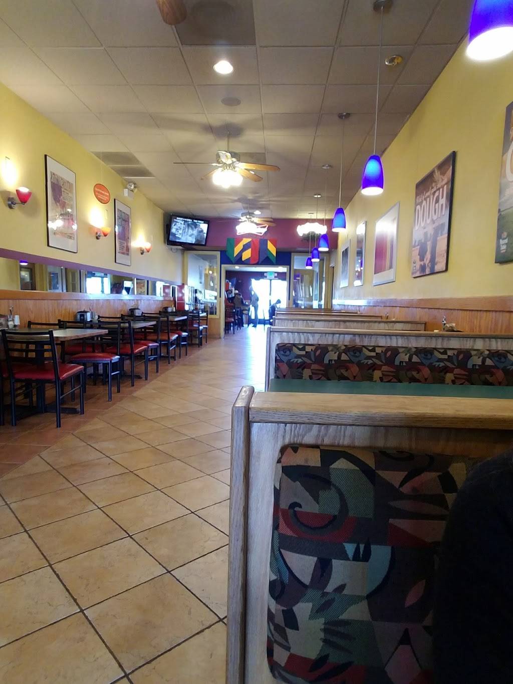 Round Table Pizza | meal delivery | 1743 Willow Pass Rd, Concord, CA 94520, USA | 9256898900 OR +1 925-689-8900