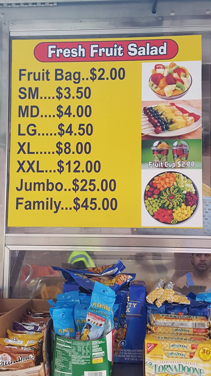 SMs Fresh Fruit Salad & Smoothie | restaurant | 301 Spring Garden St, Philadelphia, PA 19123, USA | 2673255550 OR +1 267-325-5550