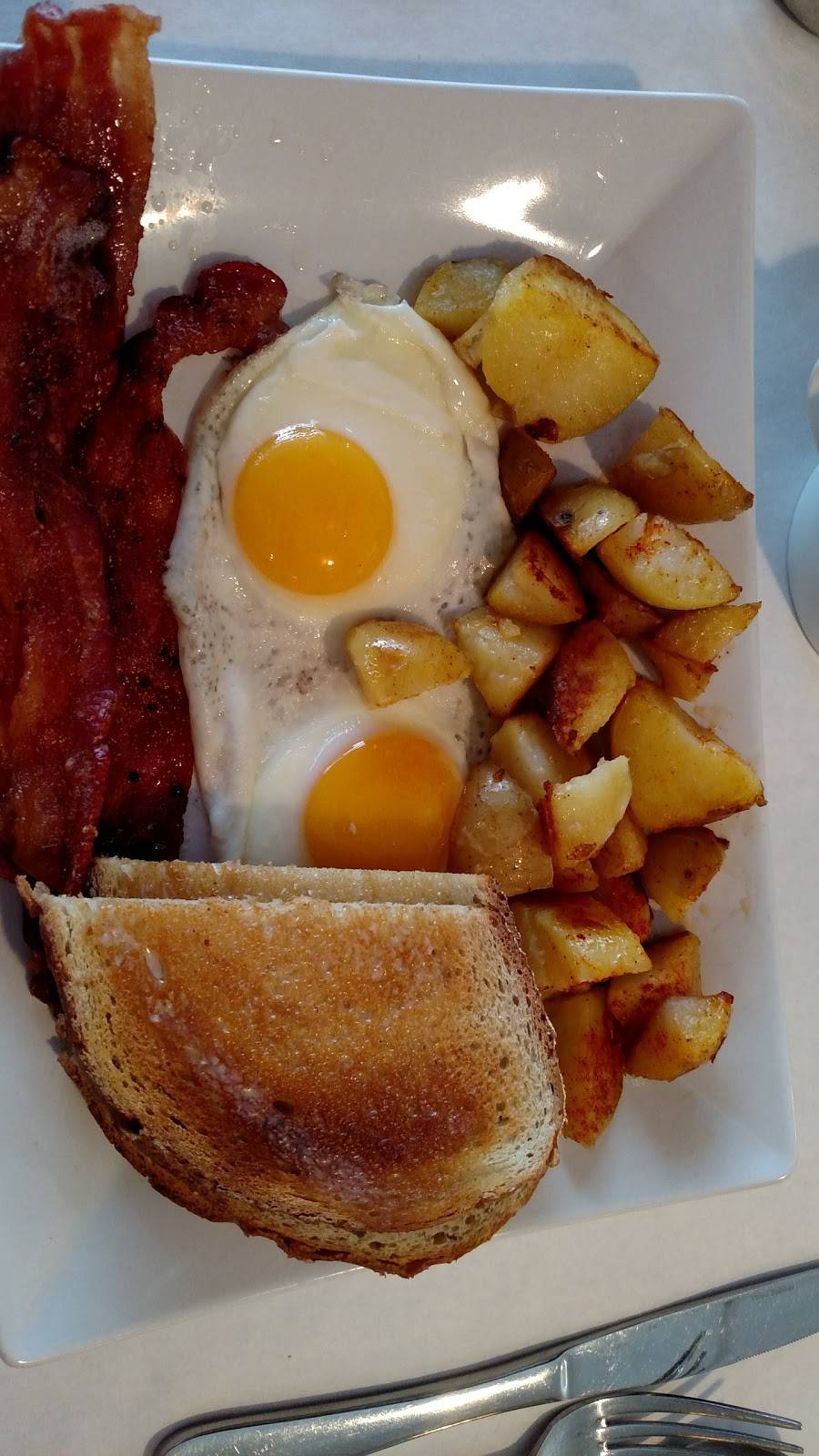 MeLore | restaurant | 3303 Long Beach Rd, Oceanside, NY 11572, USA | 5168650735 OR +1 516-865-0735