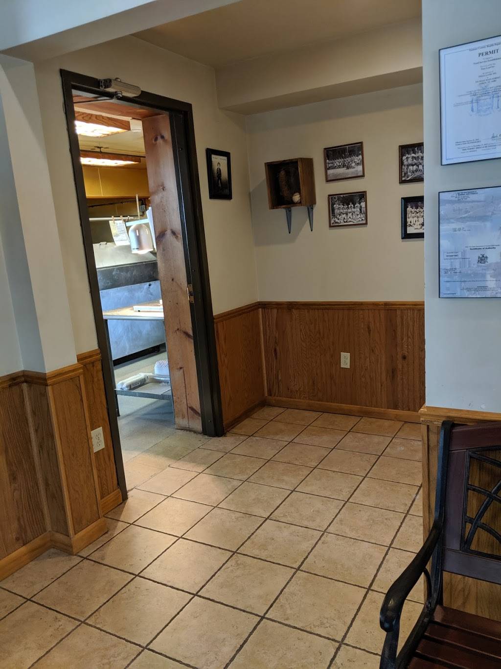 Pizza Land - LeRoy | restaurant | 131 W Main St, Le Roy, NY 14482, USA | 5857686630 OR +1 585-768-6630