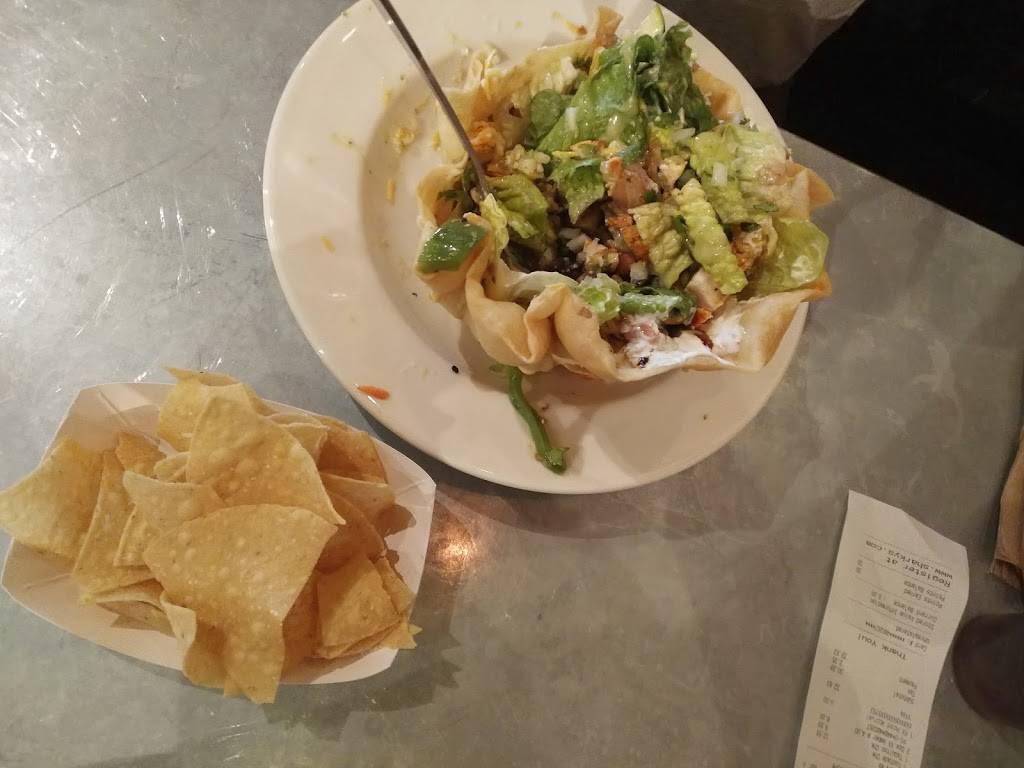 Sharkys Woodfired Mexican Grill | restaurant | 4960 Telephone Rd, Ventura, CA 93003, USA | 8053399600 OR +1 805-339-9600