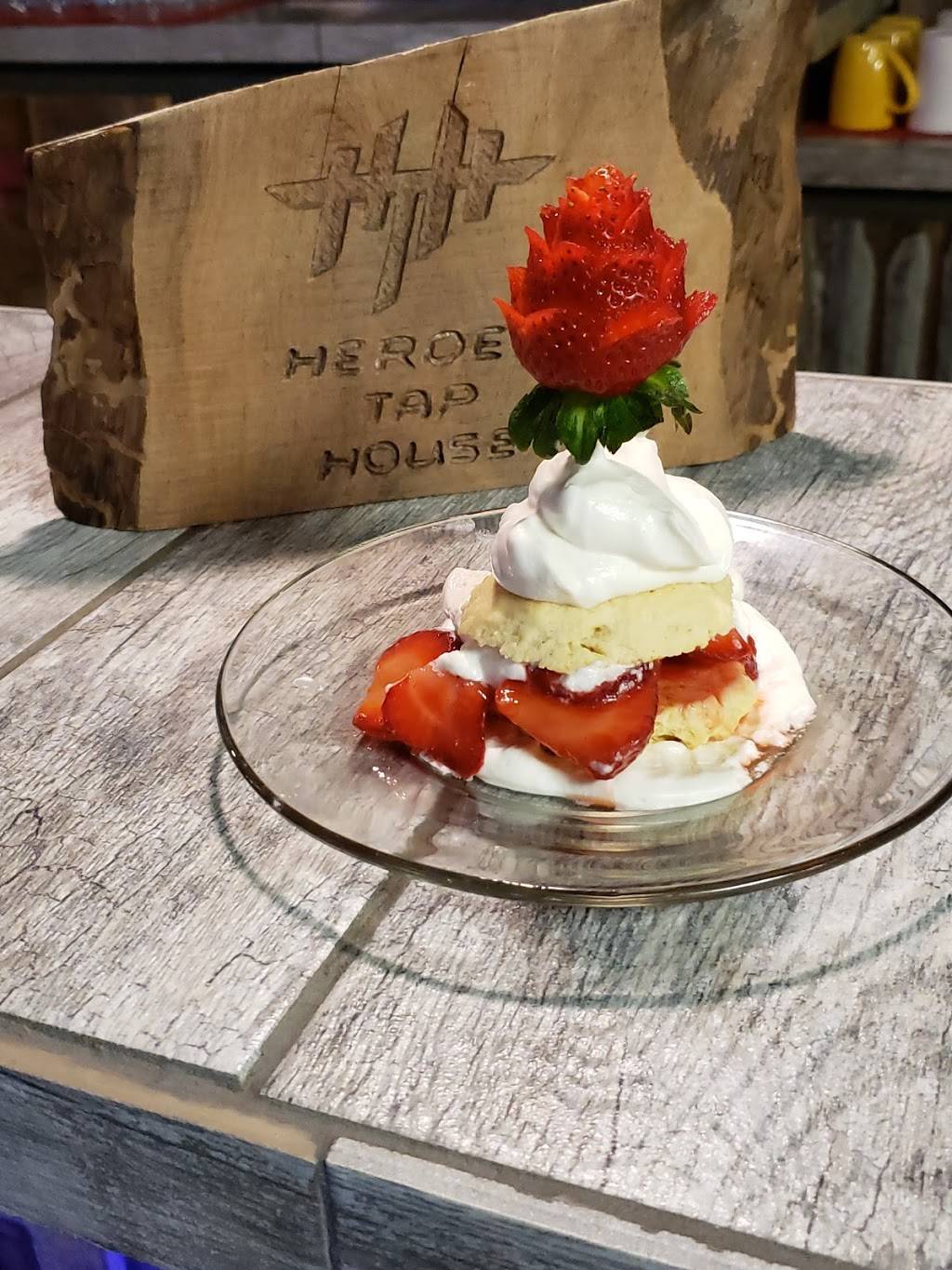 Heroes Tap House | restaurant | 4435 Liberty Rd S, Salem, OR 97302, USA | 5034007963 OR +1 503-400-7963