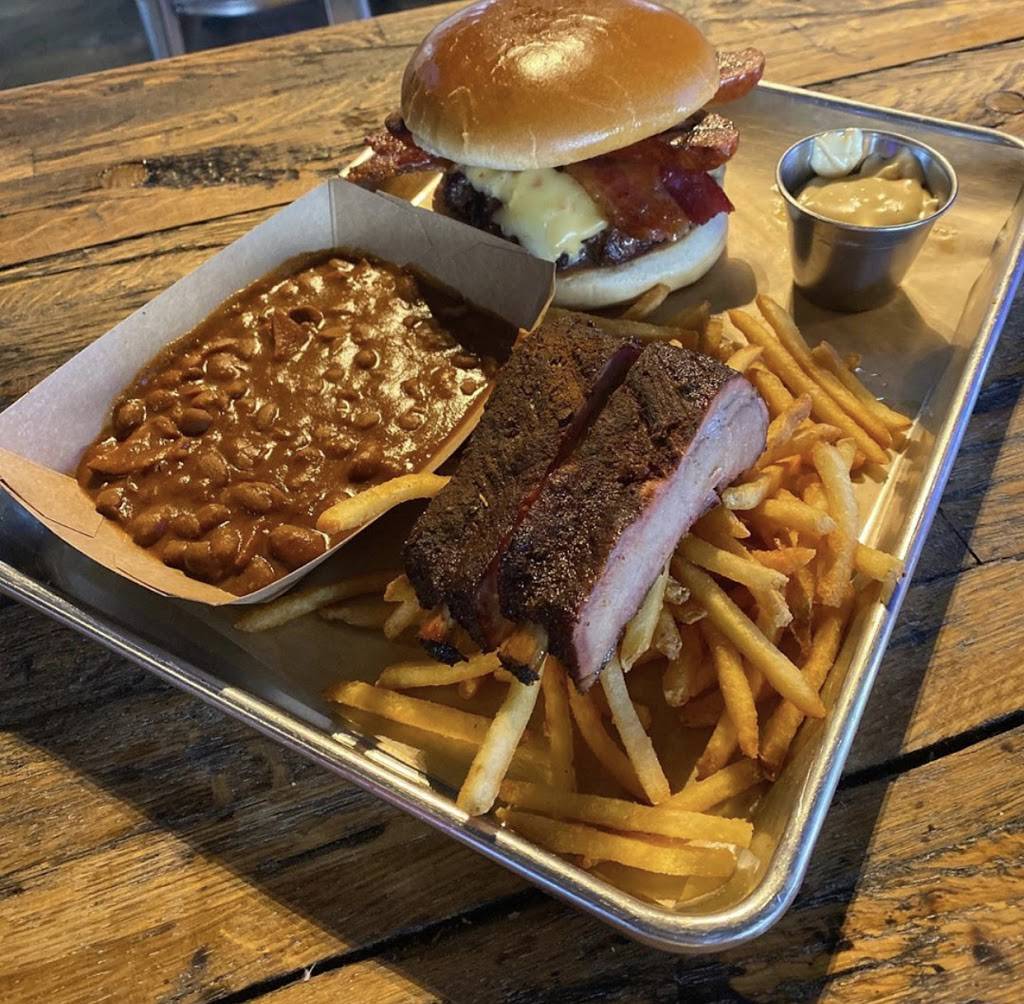 The Pig and The Butcher | restaurant | 2925 W Britton Rd, The Village, OK 73120, USA | 4058496199 OR +1 405-849-6199