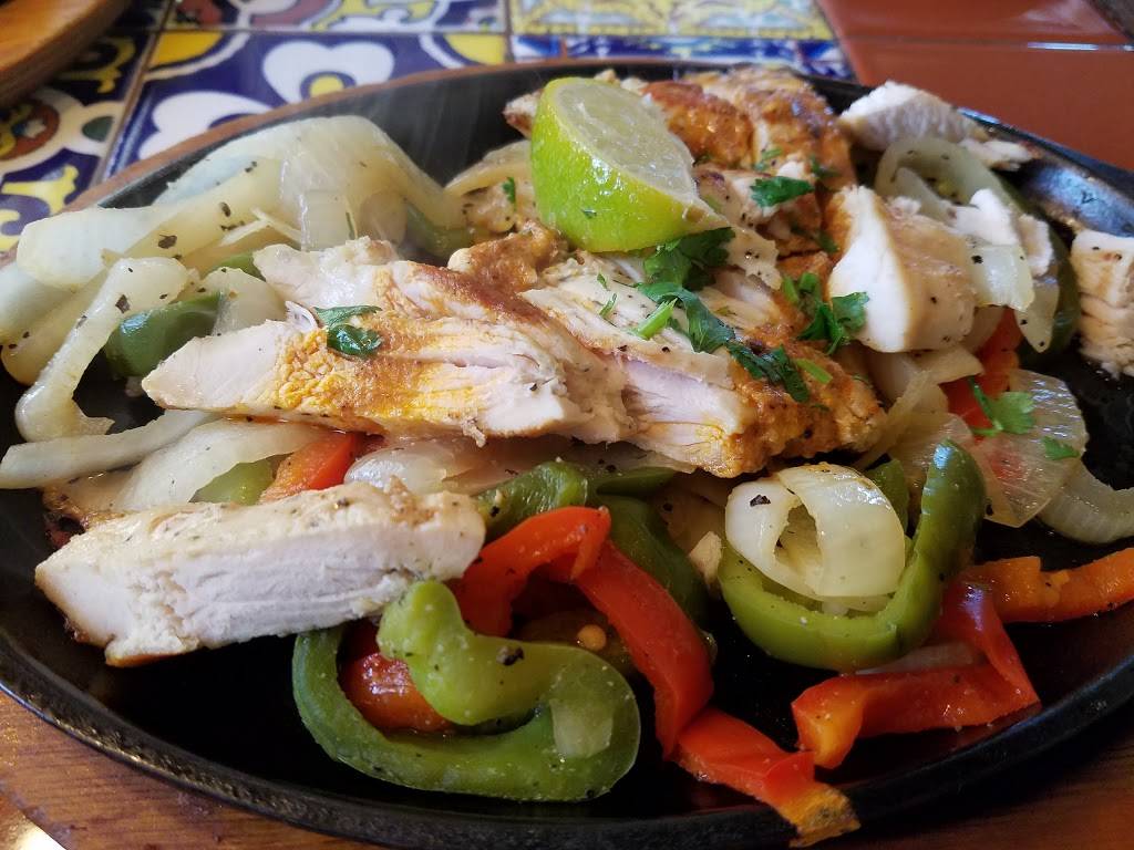 Chilis Grill & Bar | meal takeaway | 901 W Main St W, Dundee Township, IL 60118, USA | 8474269590 OR +1 847-426-9590