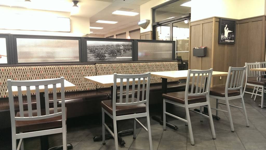 Chick-fil-A | restaurant | 5180 Windward Pkwy, Alpharetta, GA 30004, USA | 7704103533 OR +1 770-410-3533