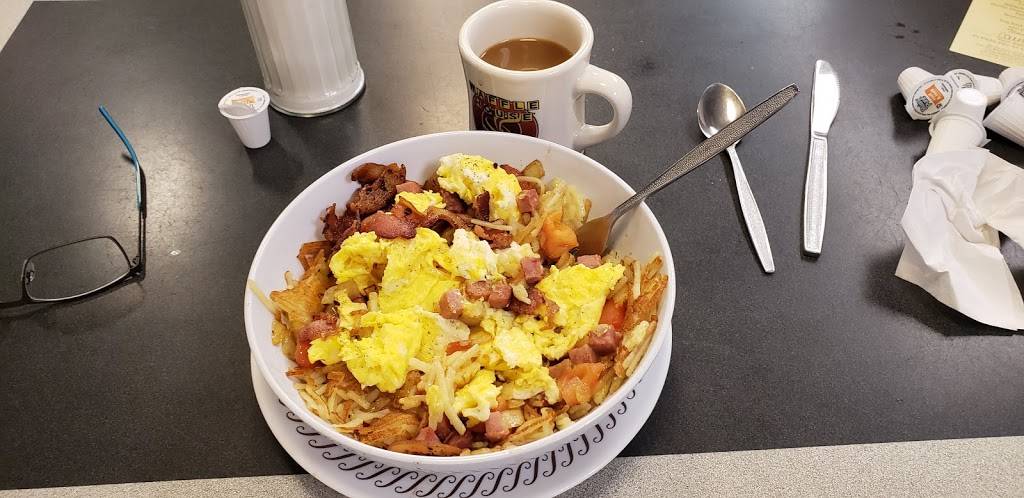 Waffle House | meal takeaway | 40084 US Hwy 19 N, Tarpon Springs, FL 34689, USA | 7279385348 OR +1 727-938-5348