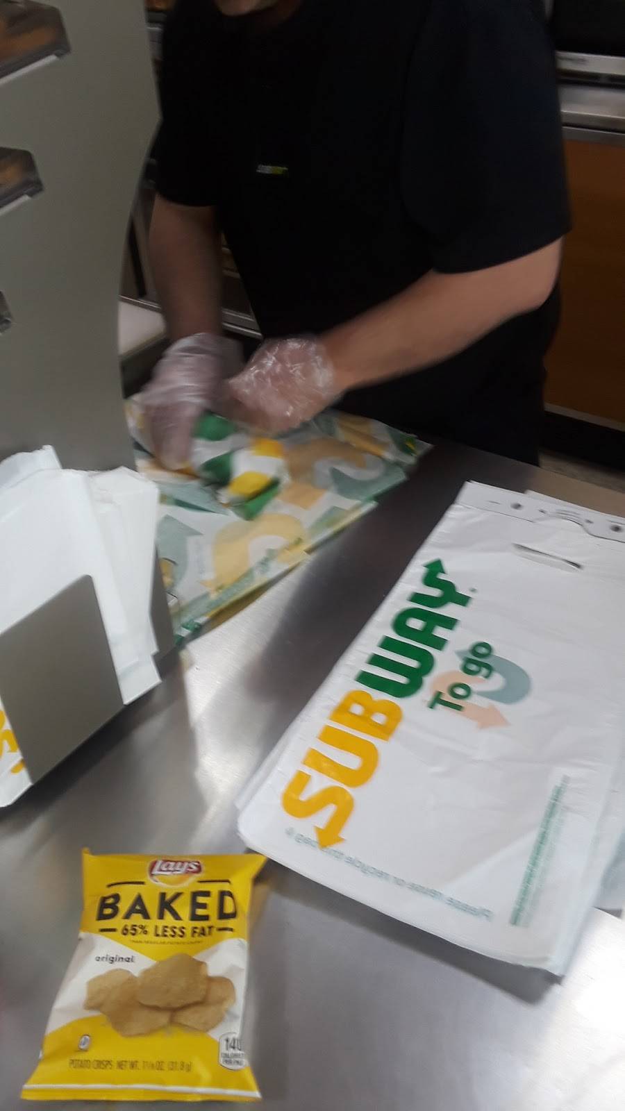 Subway | restaurant | 6510 Harvard Ave, Cleveland, OH 44105, USA | 2166410100 OR +1 216-641-0100