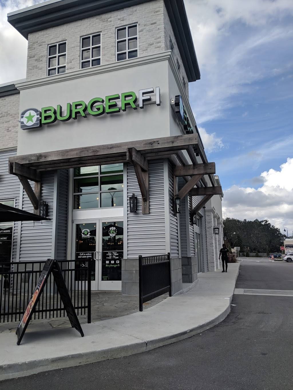 BurgerFi | restaurant | 25 W Mitchell Hammock Rd #1101, Oviedo, FL 32765, USA | 4076045001 OR +1 407-604-5001