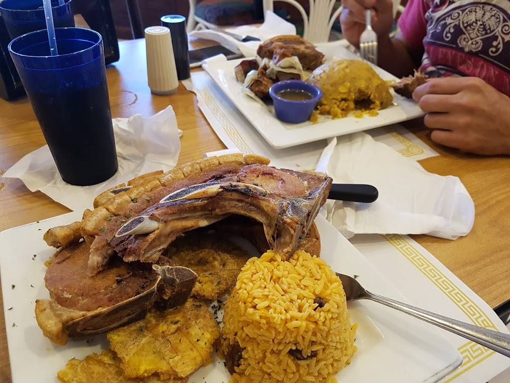 La Cosinita Latina | restaurant | 2480 S Congress Ave, West Palm Beach, FL 33406, USA | 5613452382 OR +1 561-345-2382