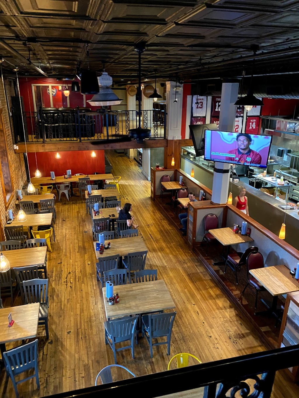 The Grocery Brewpub | restaurant | 2230 University Blvd, Tuscaloosa, AL 35401, USA | 2057649806 OR +1 205-764-9806