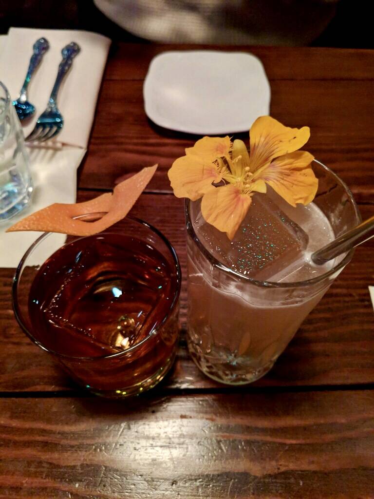 Captain Gregorys | restaurant | 804 N Henry St, Alexandria, VA 22314, USA | 5716594934 OR +1 571-659-4934