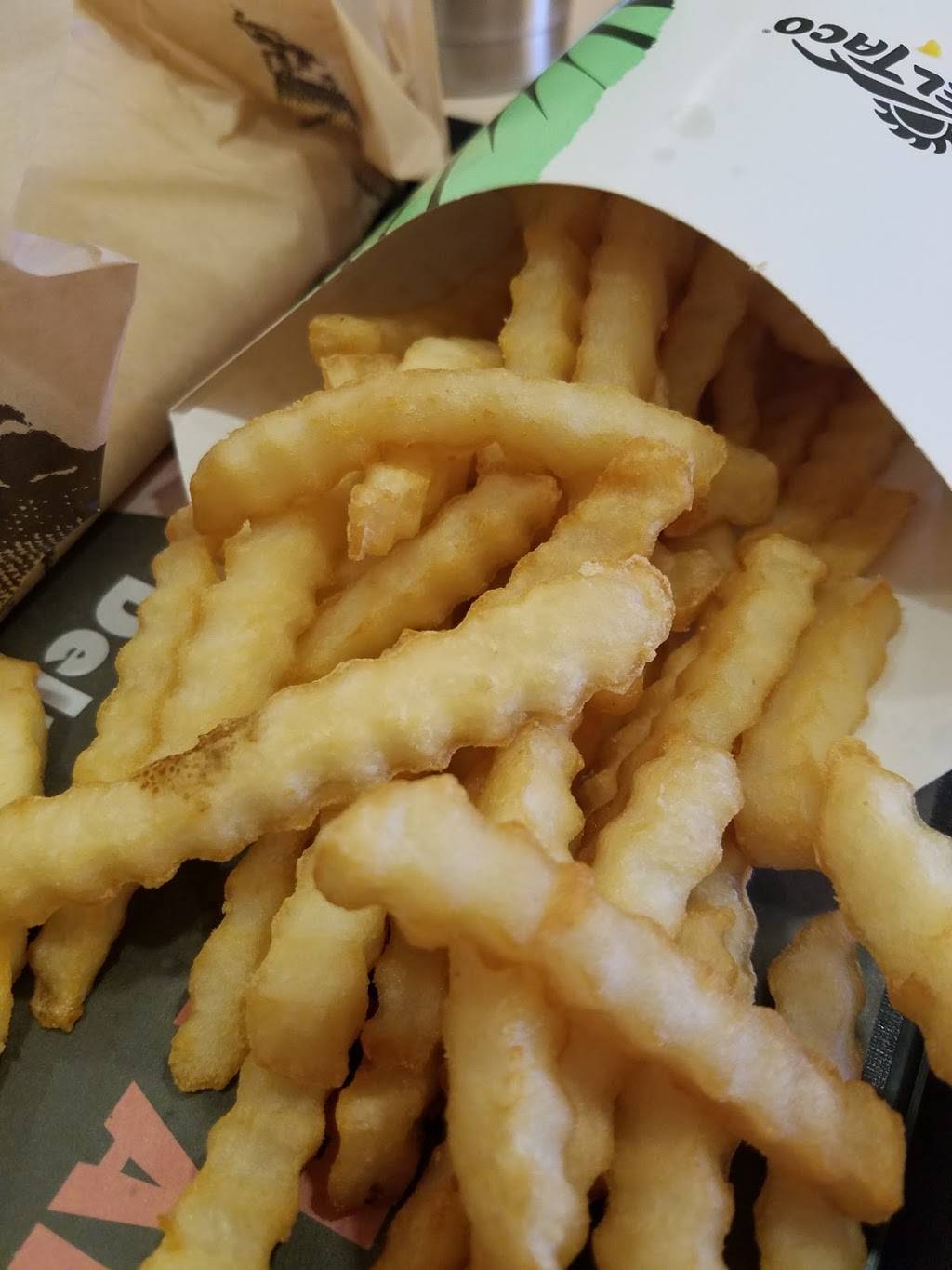 Del Taco | meal takeaway | 602 E Redlands Blvd, Redlands, CA 92373, USA | 9097923212 OR +1 909-792-3212