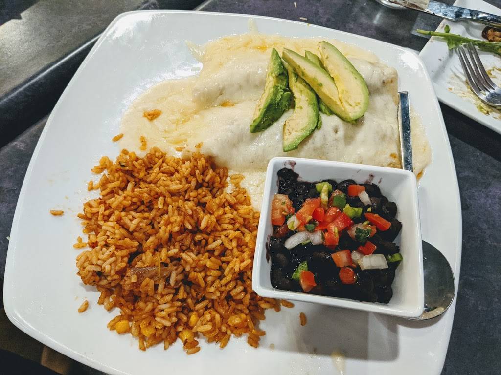 Bejas Patio Bistro | restaurant | 209 E Main St, Fredericksburg, TX 78624, USA | 8309975226 OR +1 830-997-5226