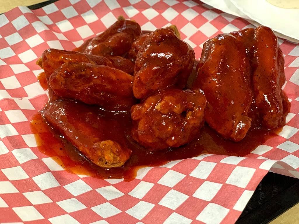 Crown Pizza N Fried Chicken | restaurant | 308 Taunton Rd E, Whitby, ON L1R 3K5, Canada | 9054255222 OR +1 905-425-5222