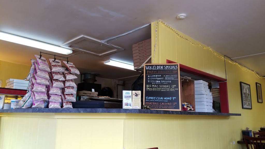 Wolfs den Pizzeria | Edgartown | restaurant | 249 Edgartown-Vineyard Haven Rd, Edgartown, MA 02539, USA | 5086279994 OR +1 508-627-9994