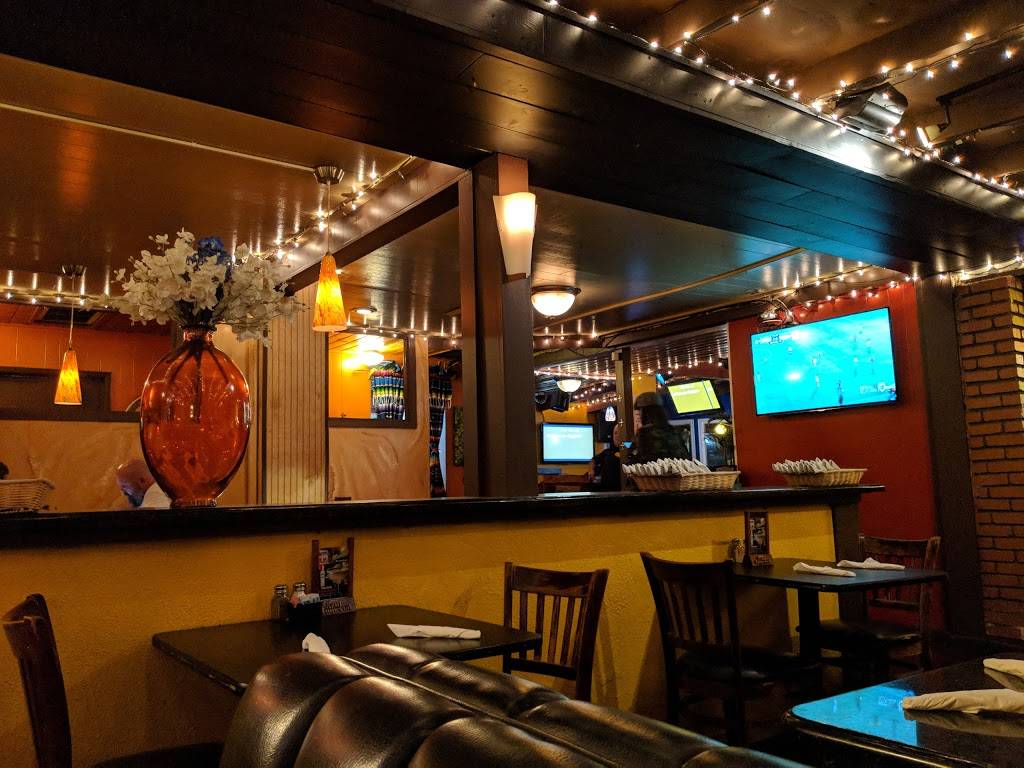 Los Amigos Bar & Grill | restaurant | 2825 W Olive Ave, Burbank, CA 91505, USA | 8188423700 OR +1 818-842-3700