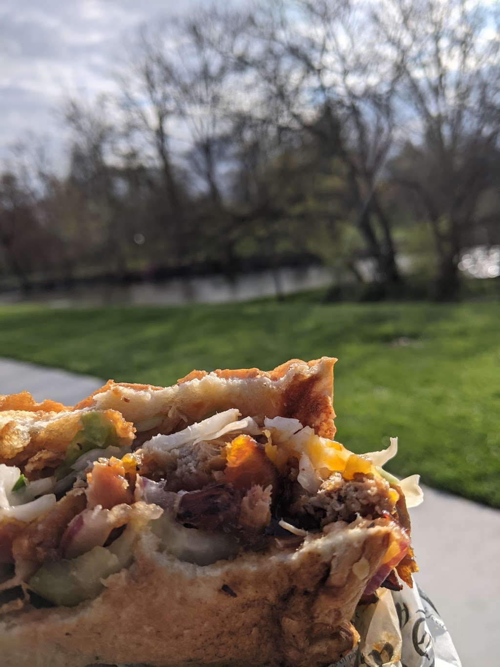 Station 24 | restaurant | 28801 Telegraph Rd, Flat Rock, MI 48134, USA | 7347897302 OR +1 734-789-7302