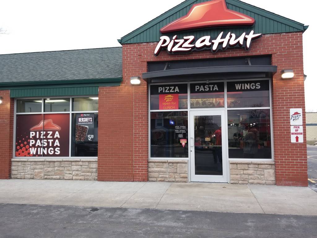 Pizza Hut | restaurant | 240 W Main St, Bellevue, OH 44811, USA | 4194834422 OR +1 419-483-4422