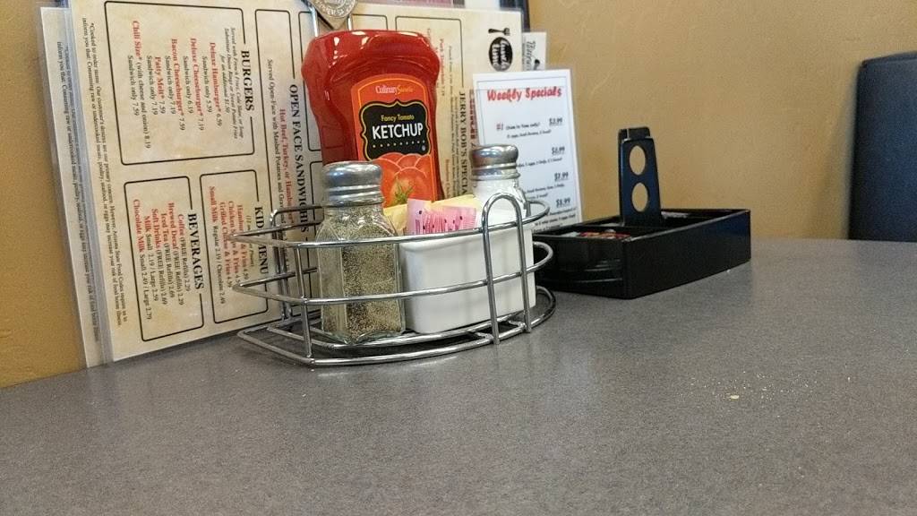 Jerry Bobs Family Restaurant | restaurant | 7545 Houghton Greenway # 155, Tucson, AZ 85747, USA | 5205749060 OR +1 520-574-9060