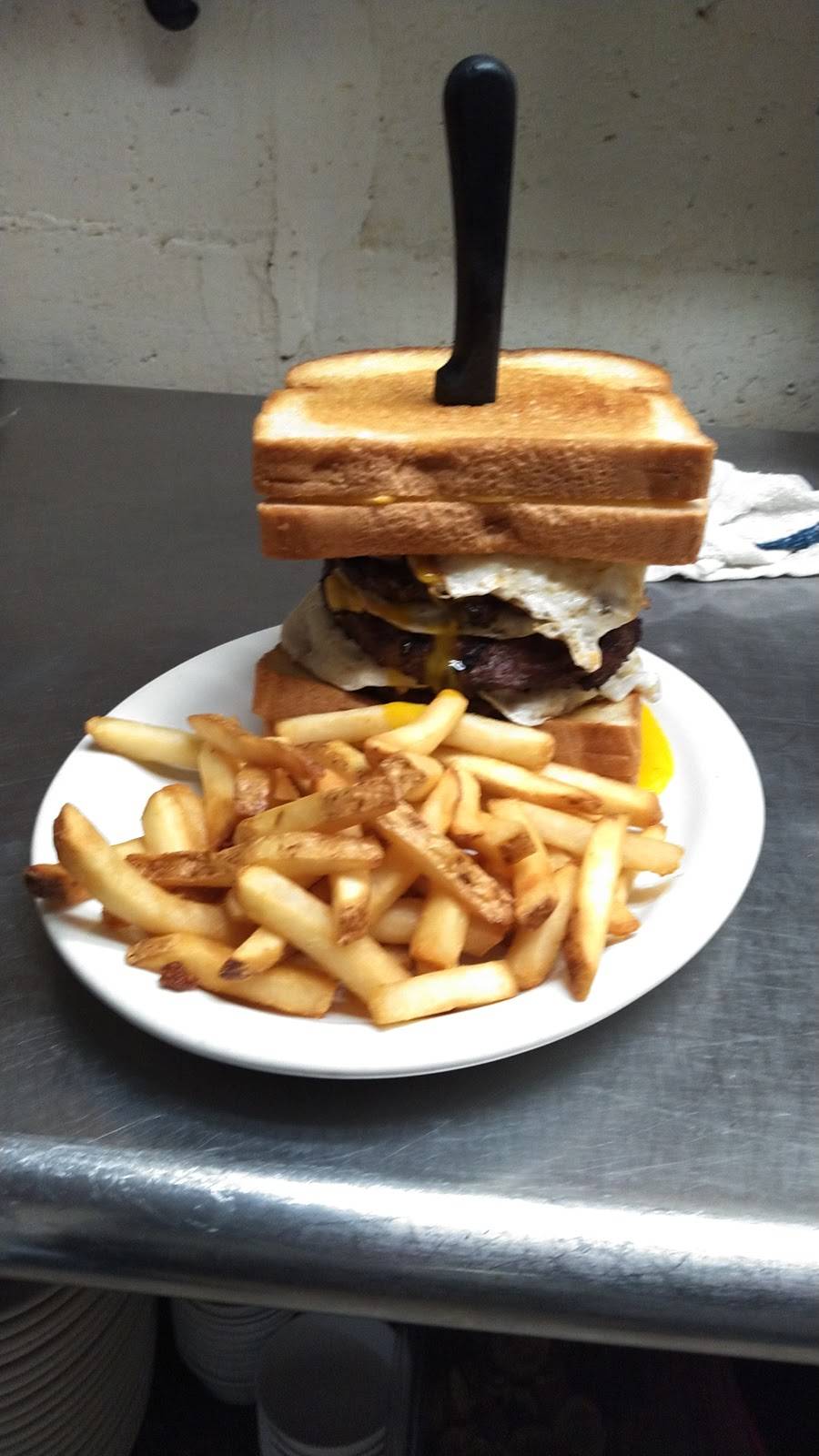 Double TT Steakhouse and Bar | restaurant | 108 E Main St, Drexel, MO 64742, USA | 8166192000 OR +1 816-619-2000