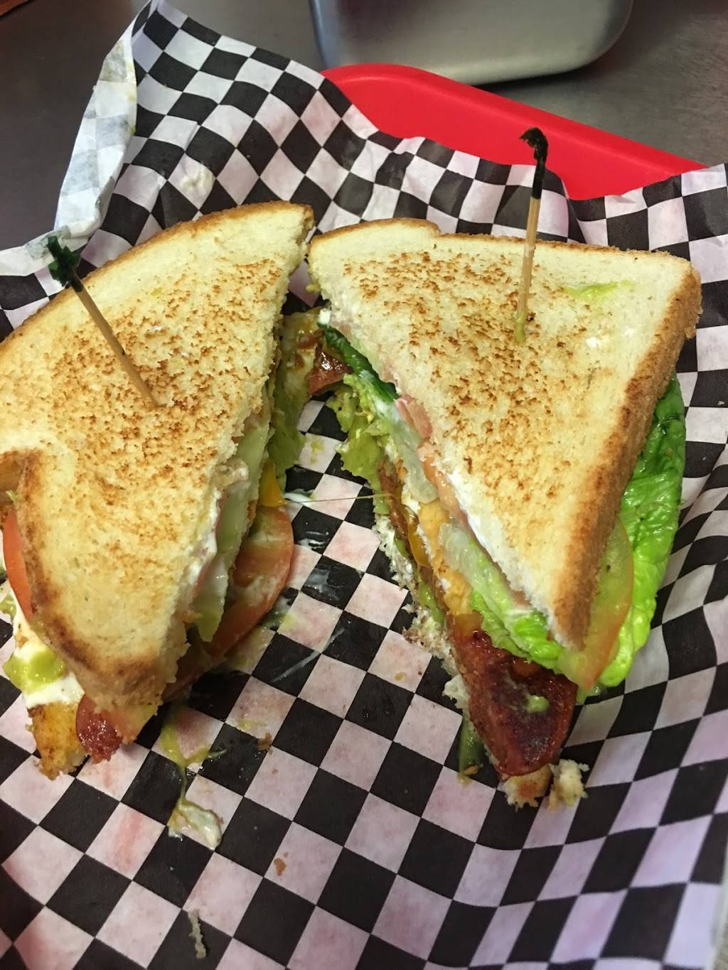 Sombrerito LoCo | restaurant | 9101 International Blvd, Oakland, CA 94603, USA | 5106922061 OR +1 510-692-2061