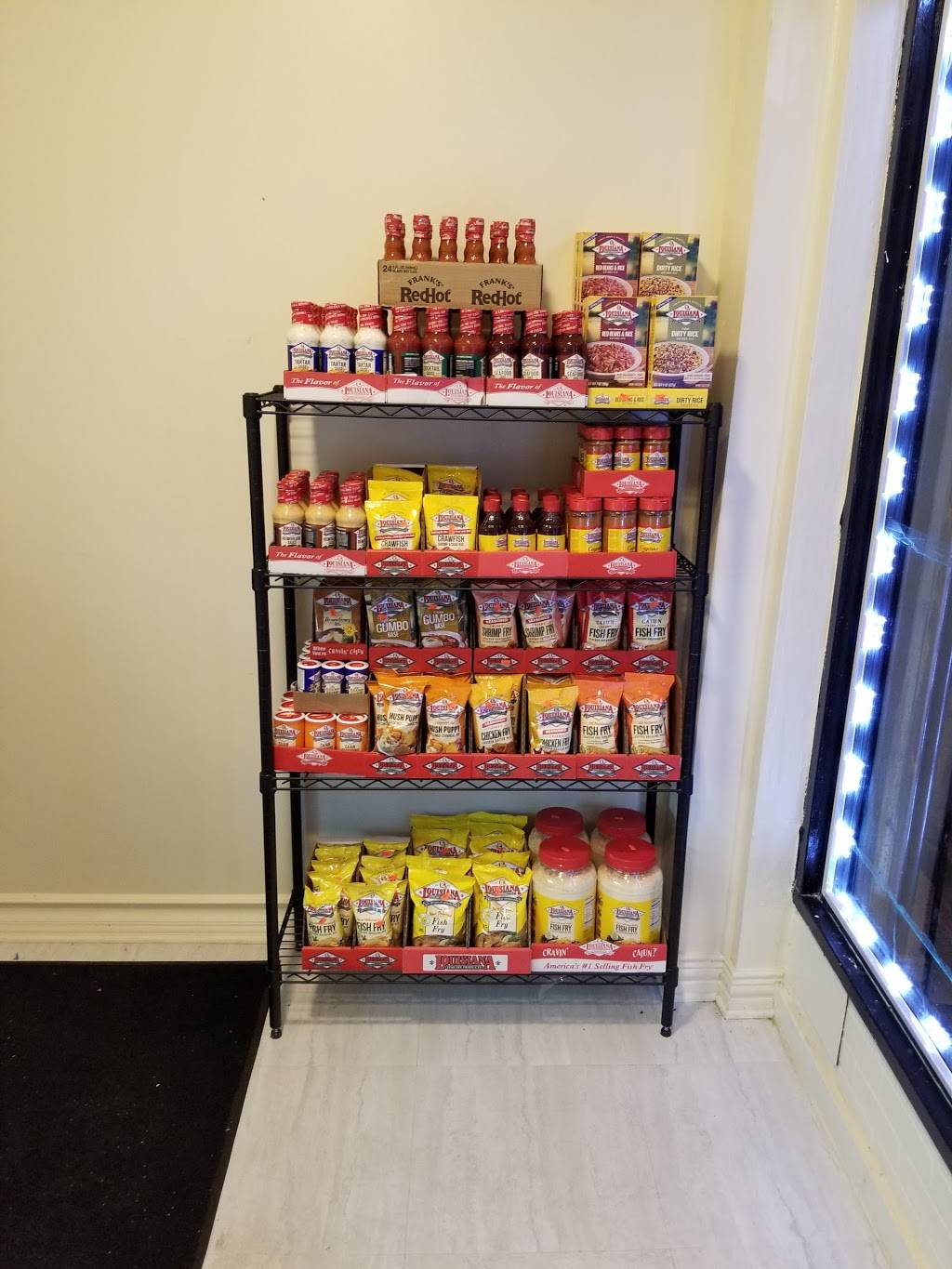 MR. SEAS FISH & CHICKEN | restaurant | 309 W 7th St, Wilmington, DE 19801, USA | 3025023801 OR +1 302-502-3801