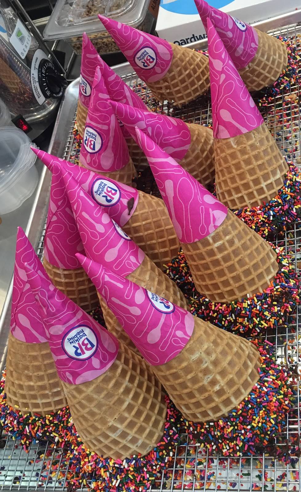 Baskin Robbins | restaurant | 2483 Wingfield Hills Rd #140, Sparks, NV 89436, USA | 7753540163 OR +1 775-354-0163