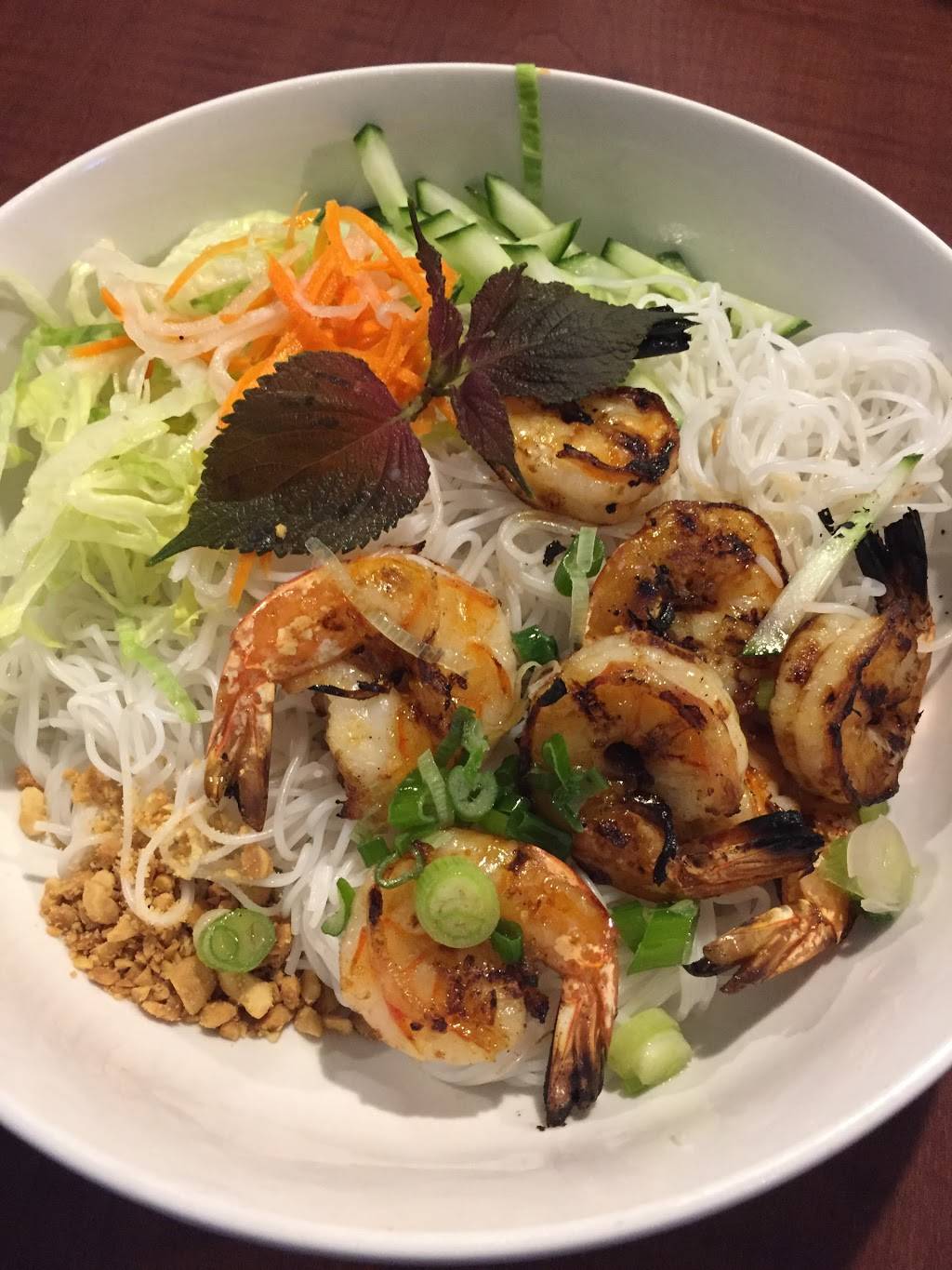Pho Friendly 18 | restaurant | 8750 Jane St Unit 5-6, Concord, ON L4K 2M9, Canada | 9055975582 OR +1 905-597-5582