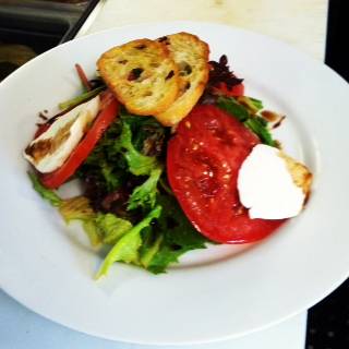 The Coach House Restaurant | restaurant | 353 Main St, New London, NH 03257, USA | 6035262791 OR +1 603-526-2791