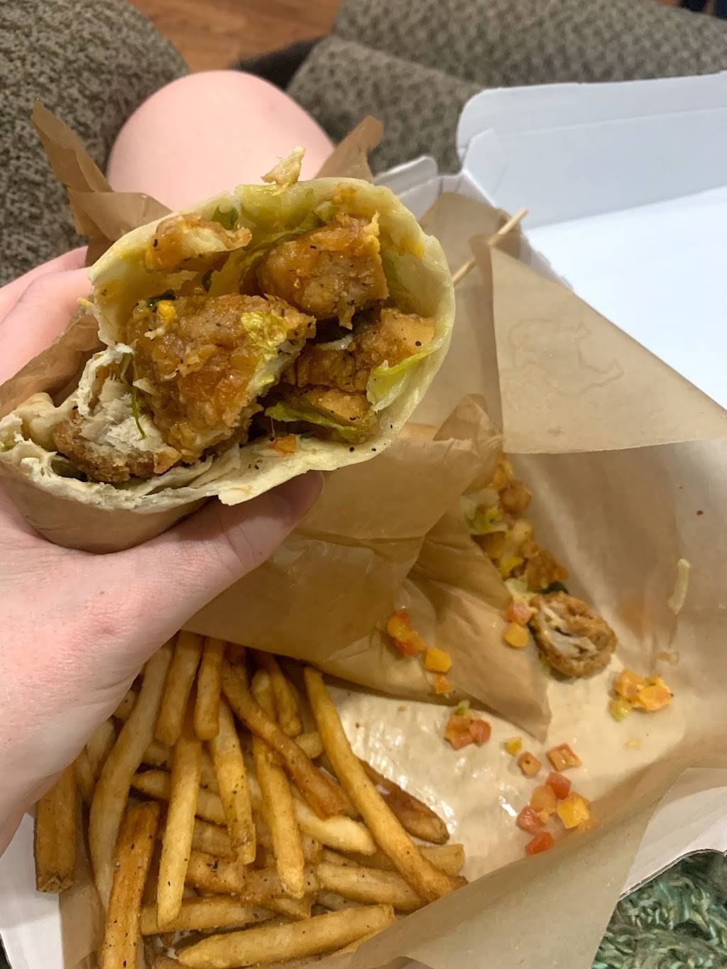 Buffalo Wild Wings | meal takeaway | 3939 Washington Ave #100, Houston, TX 77007, USA | 8323562980 OR +1 832-356-2980