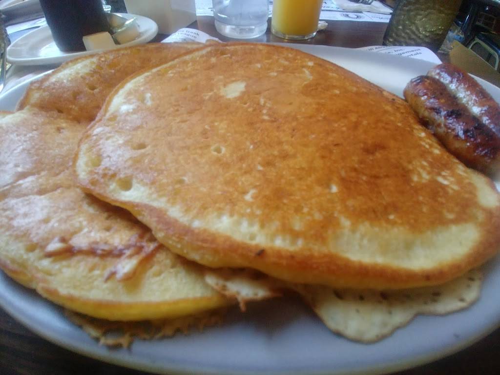 The Kitchen | restaurant | 329 N Cedar Ave, Owatonna, MN 55060, USA | 5074519991 OR +1 507-451-9991