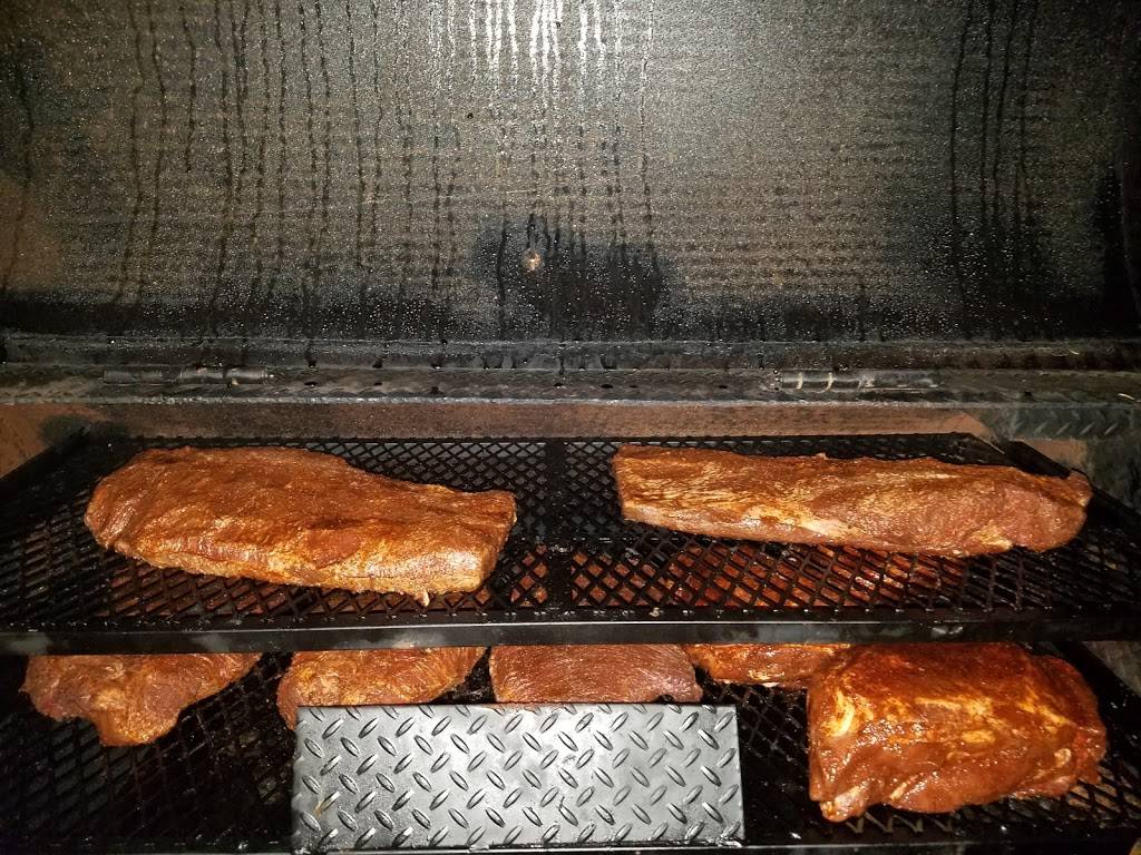 The Command Post BBQ | restaurant | 3903 Eisenhauer Rd, San Antonio, TX 78218, USA | 2102014650 OR +1 210-201-4650