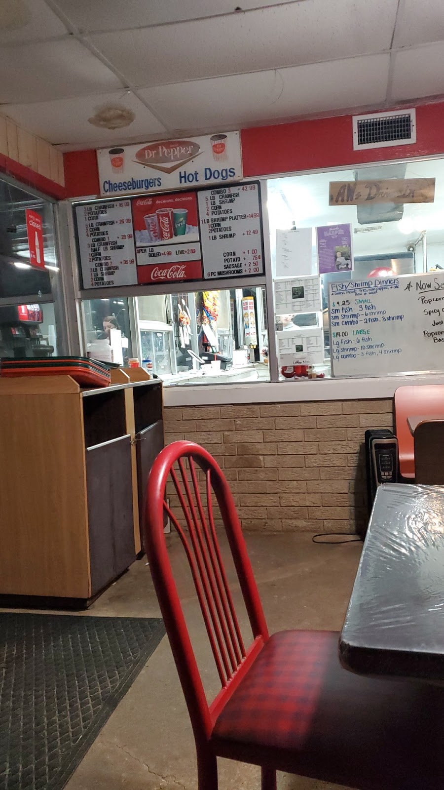 A Ws Drive Inn | restaurant | 13527 LA-28, Deville, LA 71328, USA | 3184665581 OR +1 318-466-5581