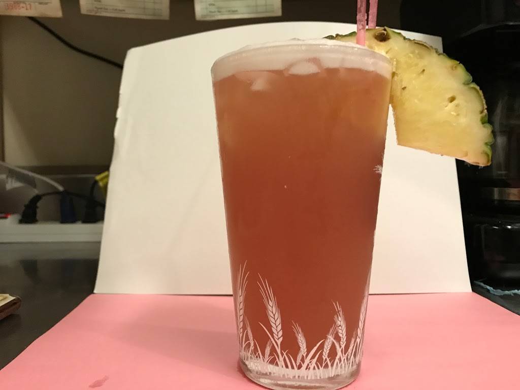 Oak Wood Tavern Inc | restaurant | 108 S Jefferson St, Kittanning, PA 16201, USA | 7245485115 OR +1 724-548-5115