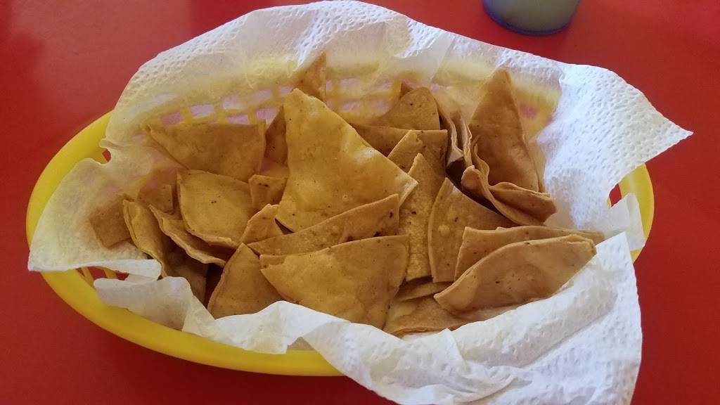 Antojitos Mi Ranchito | restaurant | km. 47 Carretera libre Tijuana Ensenada, Ejido Primo Tapia, 22710 Playas de Rosarito, B.C., Mexico | 016616141747 OR +52 661 614 1747